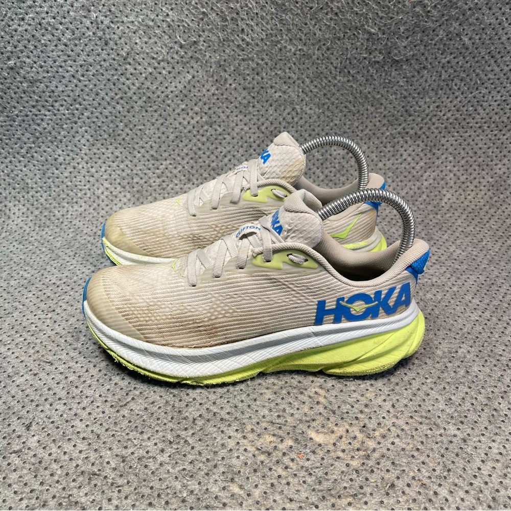 Hoka One One Clifton 9 Running Shoes Size 5 Boys